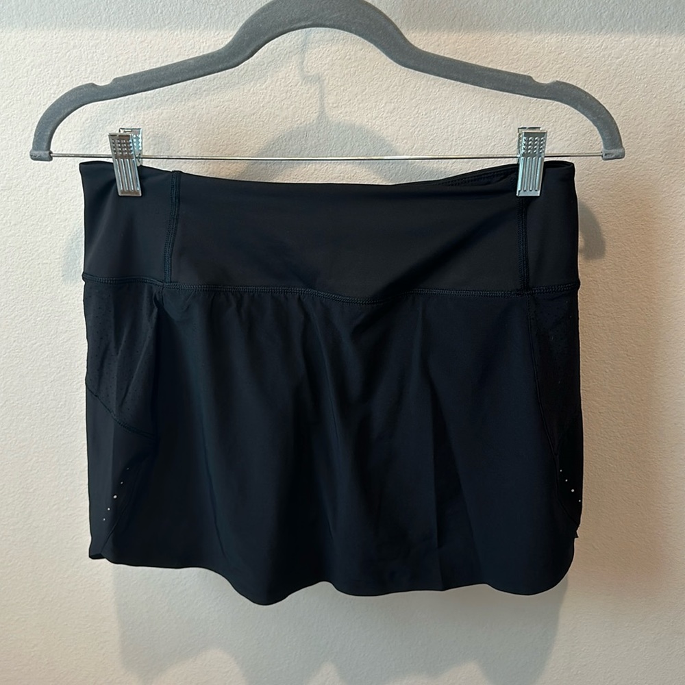 EUC Athleta Mini Skirt